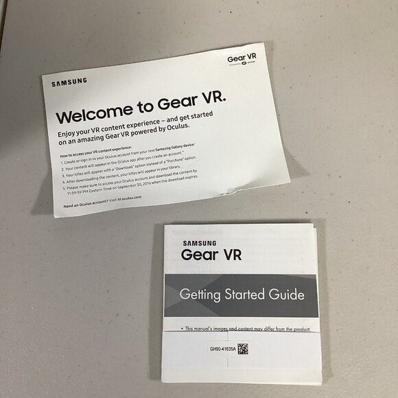 Samsung Gear VR  Headset Virtual Reality White - UNTESTED - Picture 3 of 4
